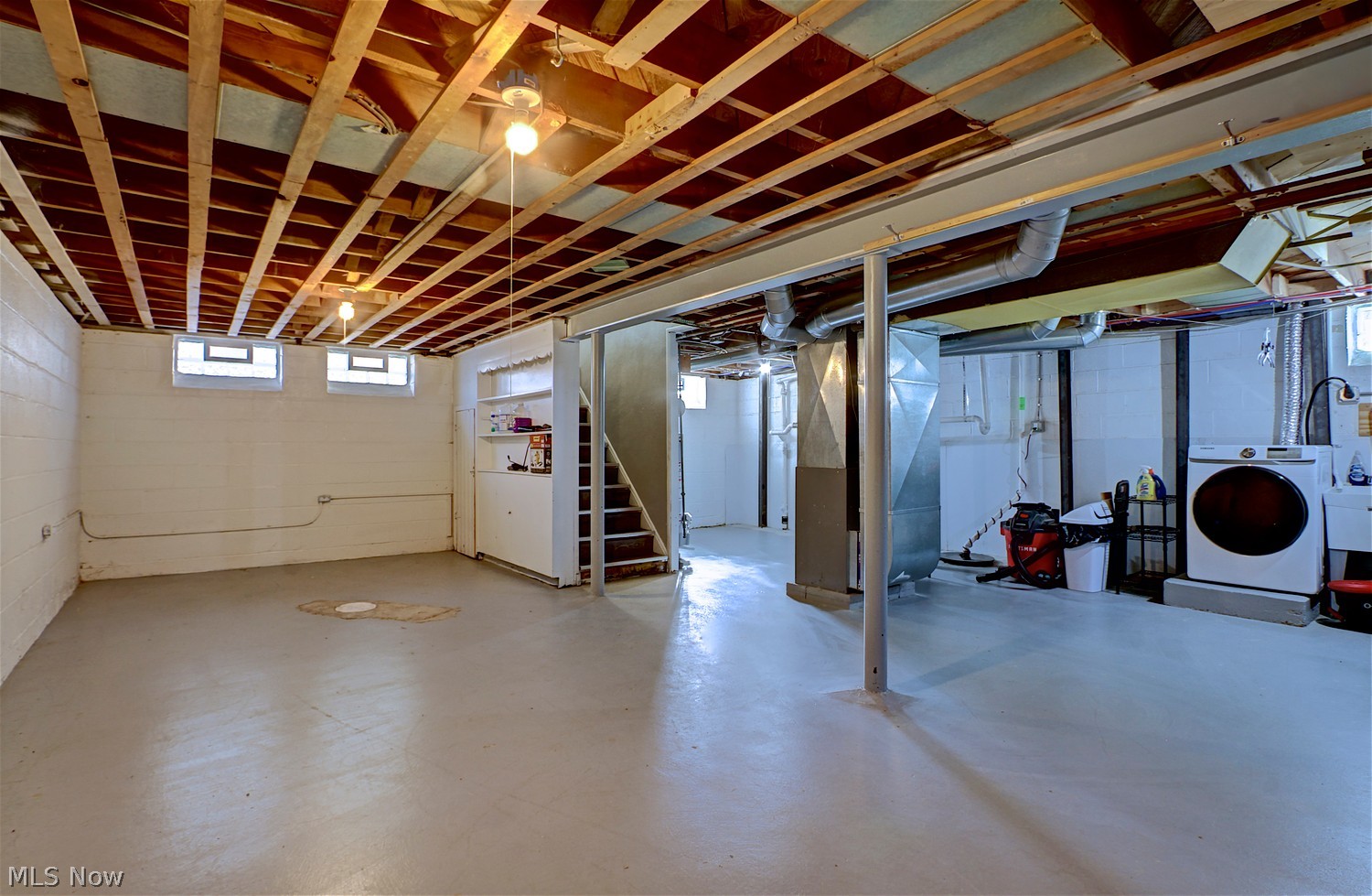 8513 Ackley Road Parma OH 44130