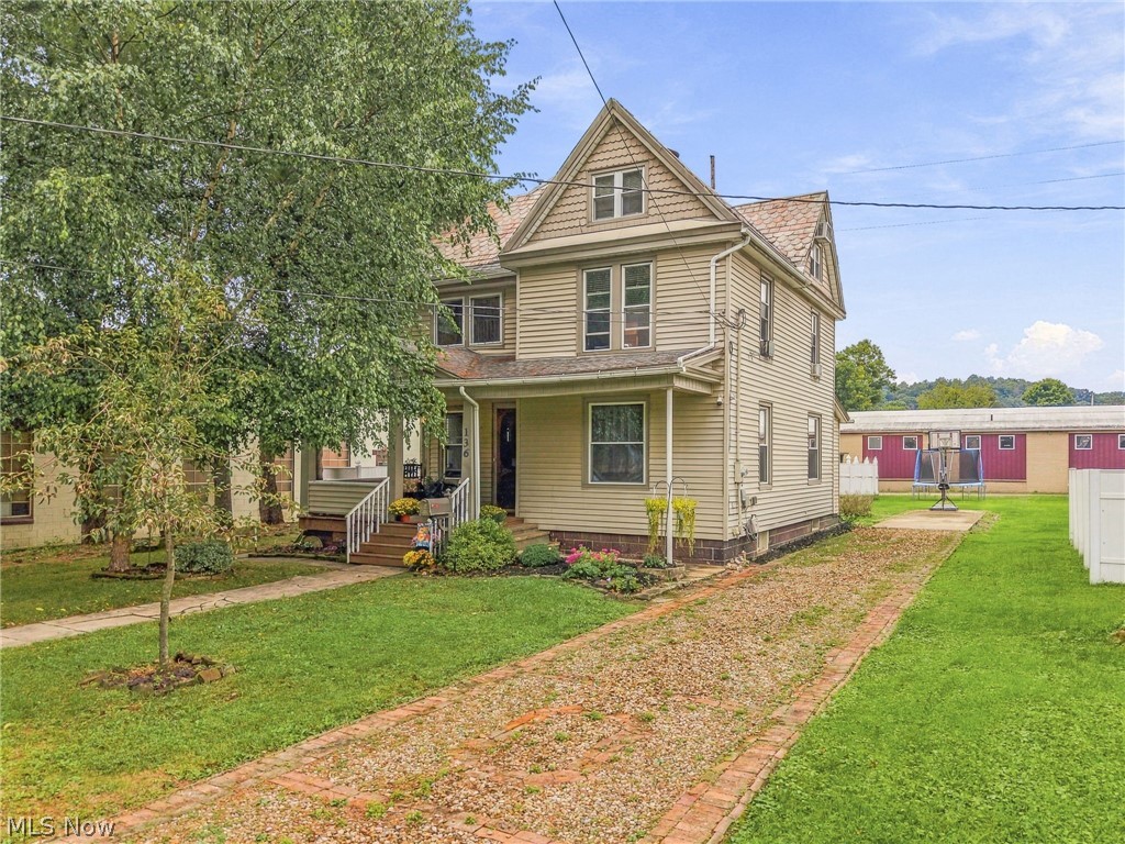136 W Campbell Street Loudonville OH 44842