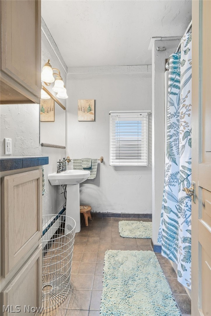 136 W Campbell Street Loudonville OH 44842