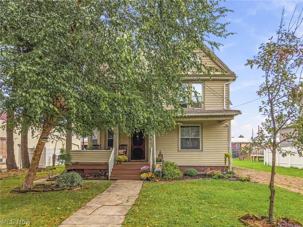136 W Campbell Street Loudonville OH 44842