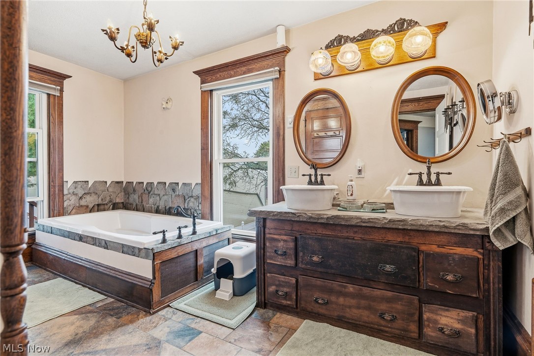 136 W Campbell Street Loudonville OH 44842
