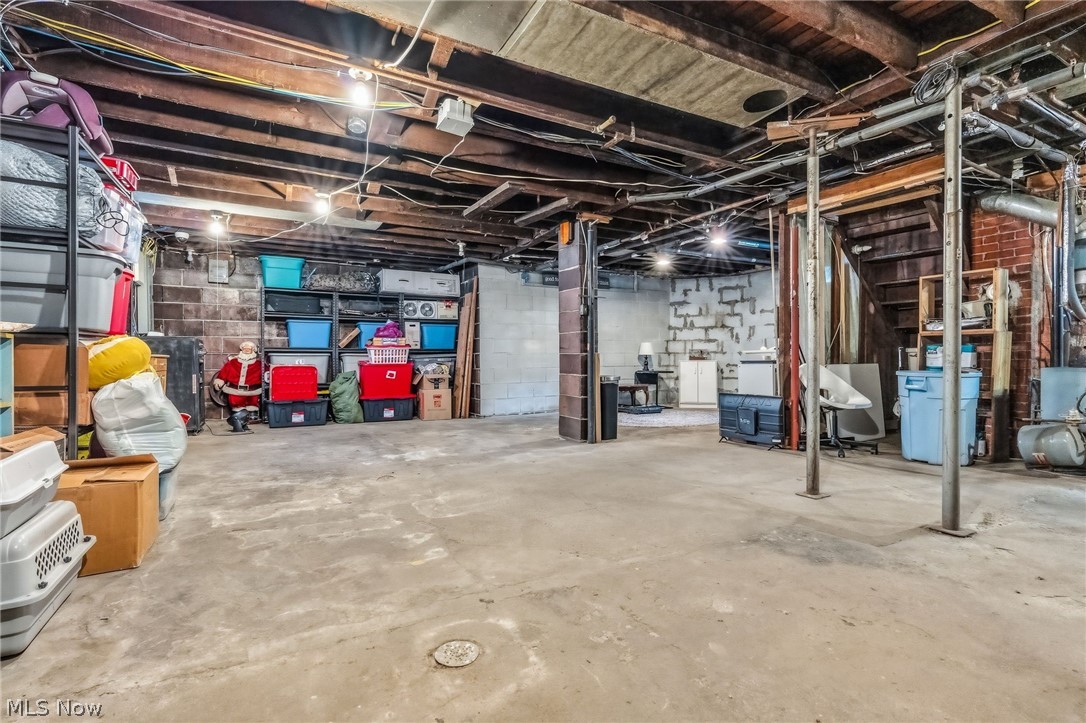 136 W Campbell Street Loudonville OH 44842