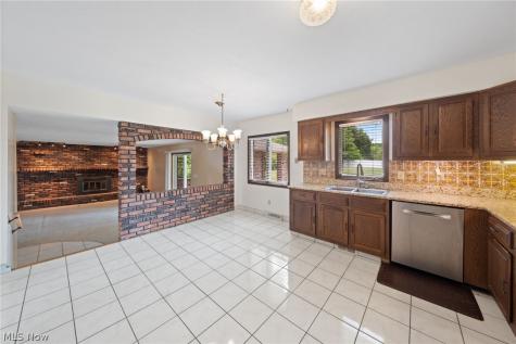 3350 Wallings Road North Royalton OH 44133