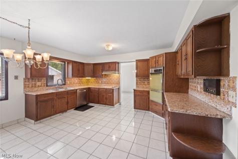 3350 Wallings Road North Royalton OH 44133