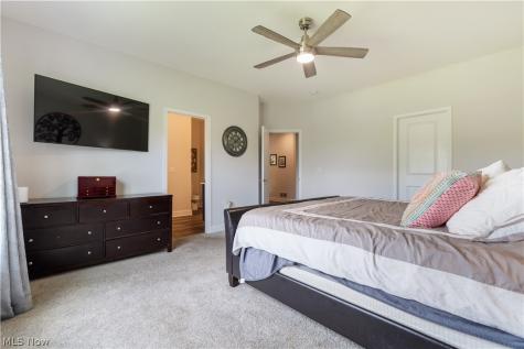 5 Choctaw Trail Malvern OH 44644