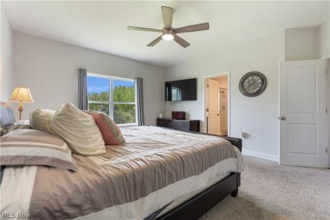 5 Choctaw Trail Malvern OH 44644