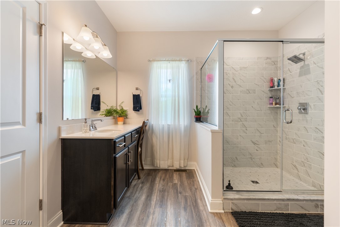 5 Choctaw Trail Malvern OH 44644