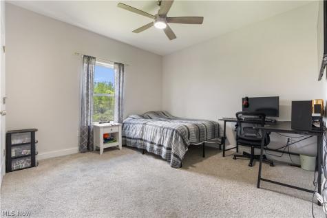 5 Choctaw Trail Malvern OH 44644