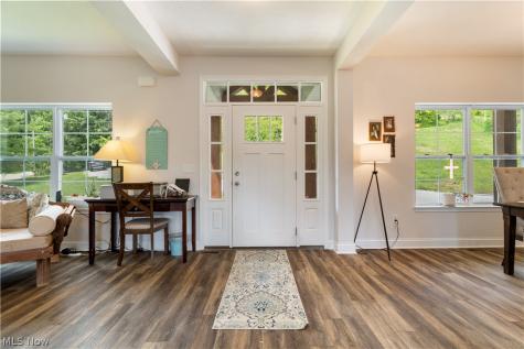 5 Choctaw Trail Malvern OH 44644