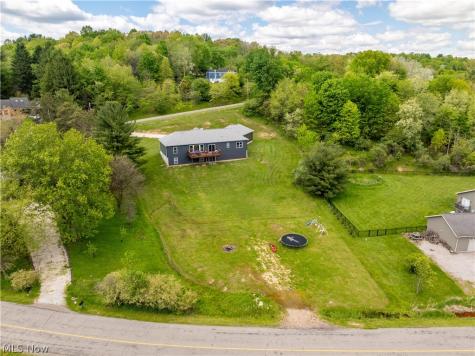 5 Choctaw Trail Malvern OH 44644