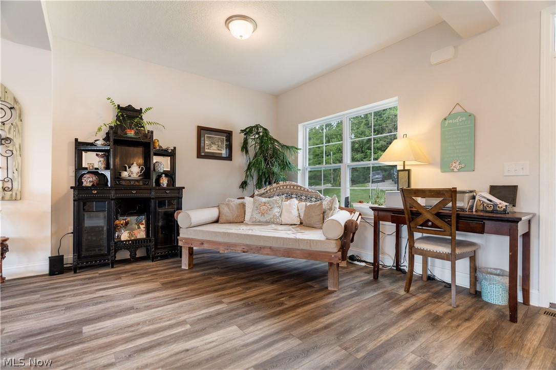 5 Choctaw Trail Malvern OH 44644