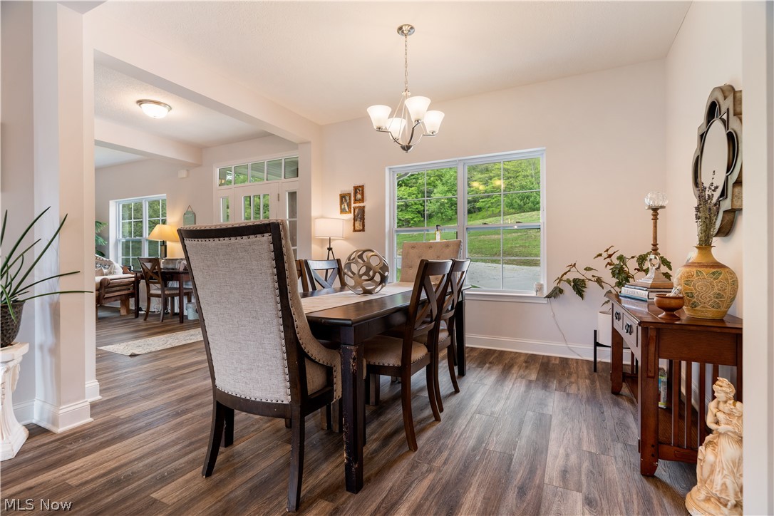 5 Choctaw Trail Malvern OH 44644