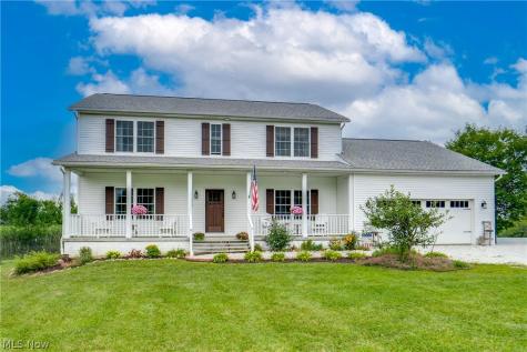 7253 Edison Street NE Hartville OH 44632