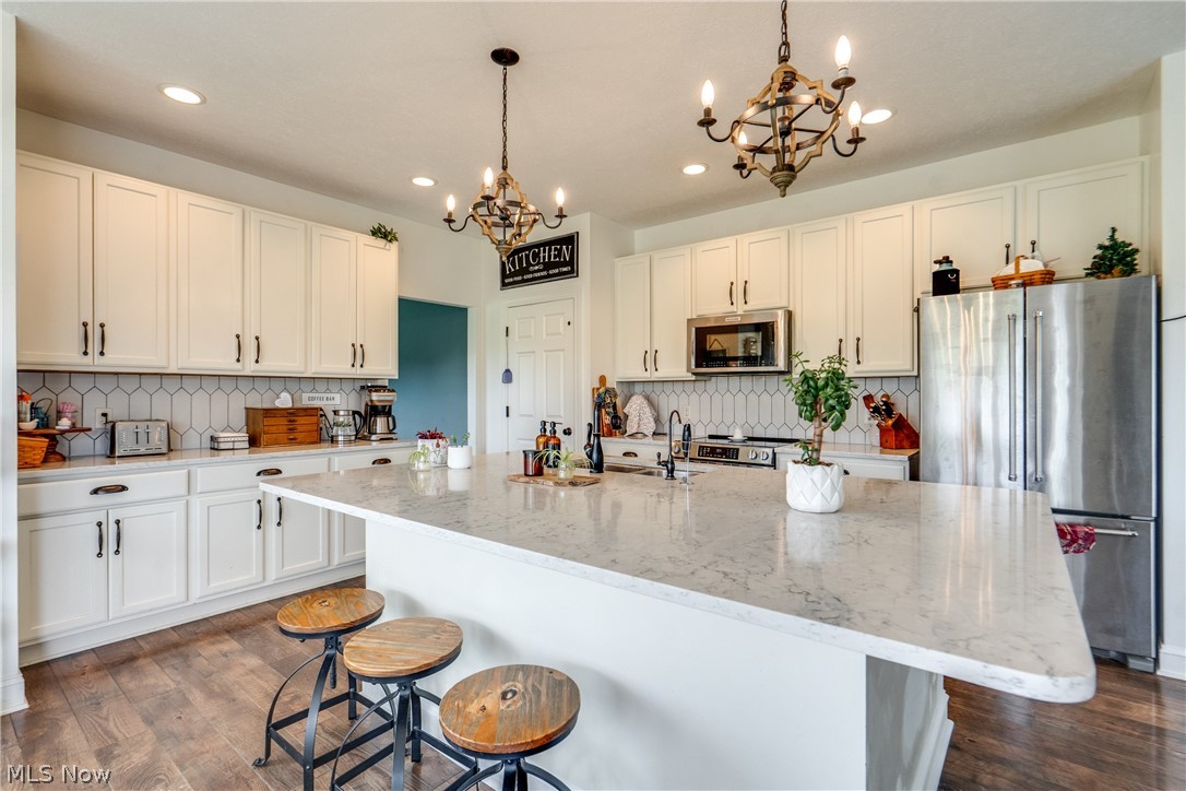 7253 Edison Street NE Hartville OH 44632