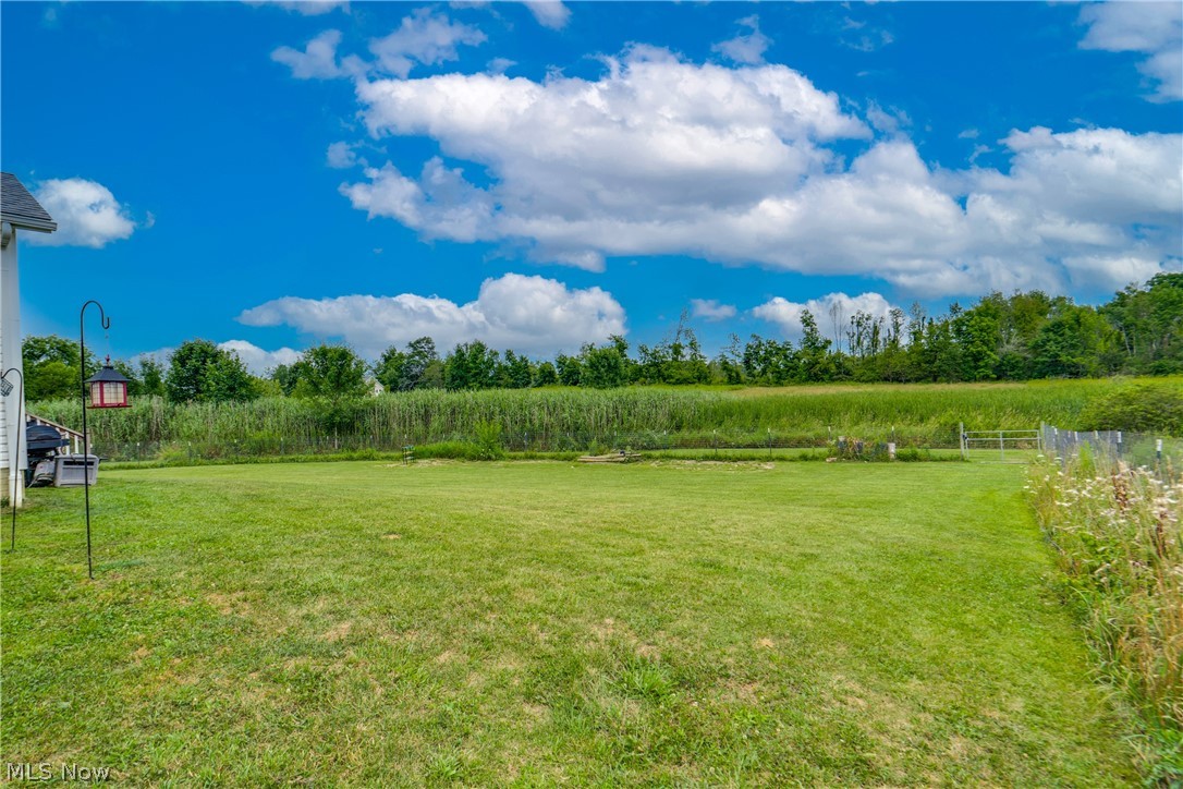 7253 Edison Street NE Hartville OH 44632