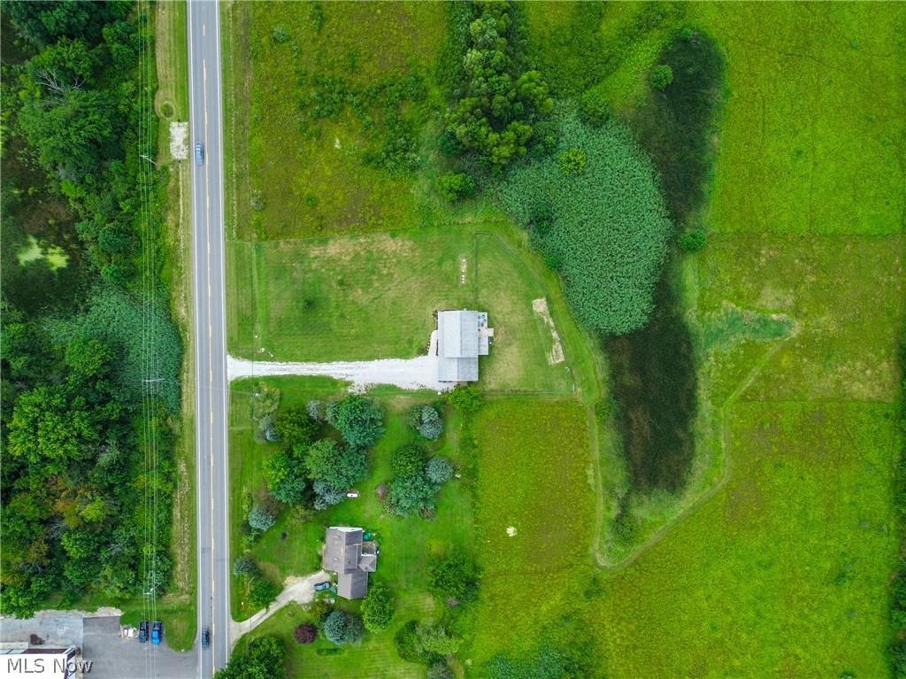 7253 Edison Street NE Hartville OH 44632