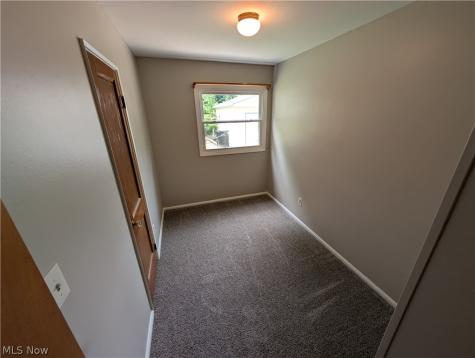 322 Pasadena Avenue Elyria OH 44035