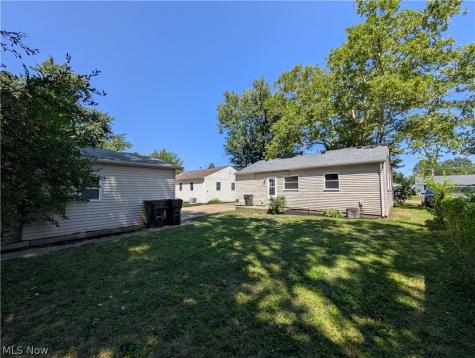322 Pasadena Avenue Elyria OH 44035