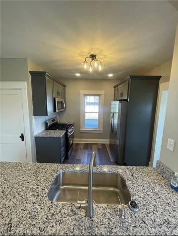 134 Park Street NW Navarre OH 44662