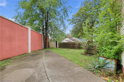 13309 Clifford Avenue Cleveland OH 44111