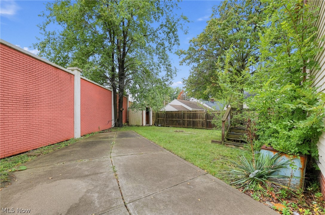 13309 Clifford Avenue Cleveland OH 44111