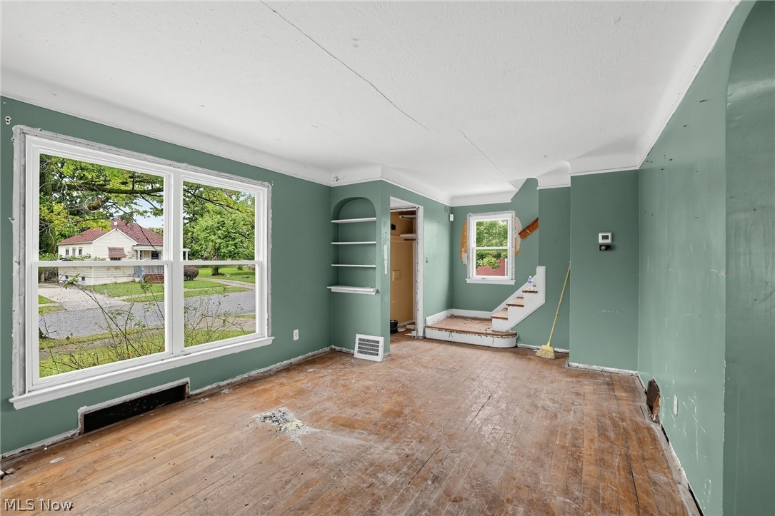 13309 Clifford Avenue Cleveland OH 44111