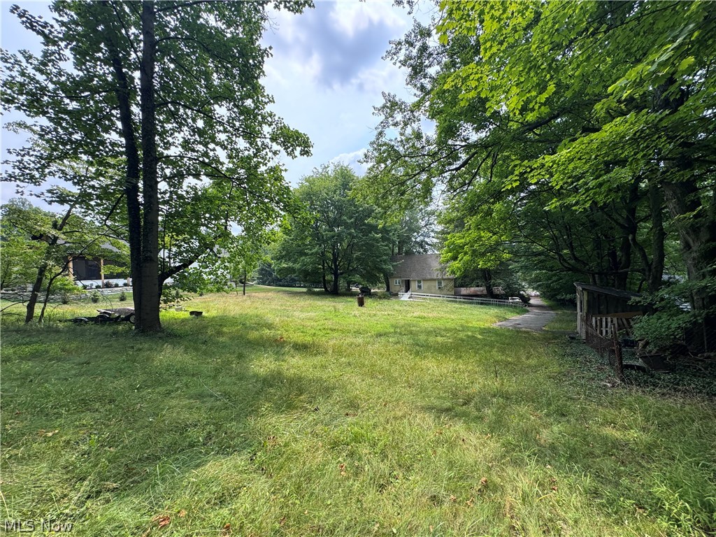 7456 Chagrin Road Chagrin Falls OH 44023