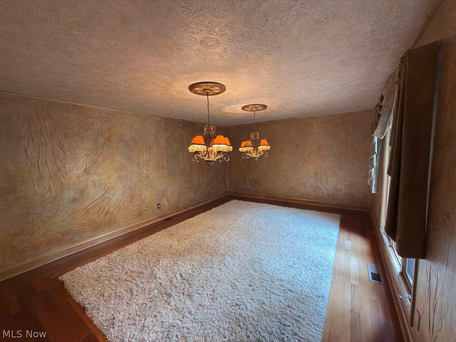 10648 Oak Branch Trail Strongsville OH 44149
