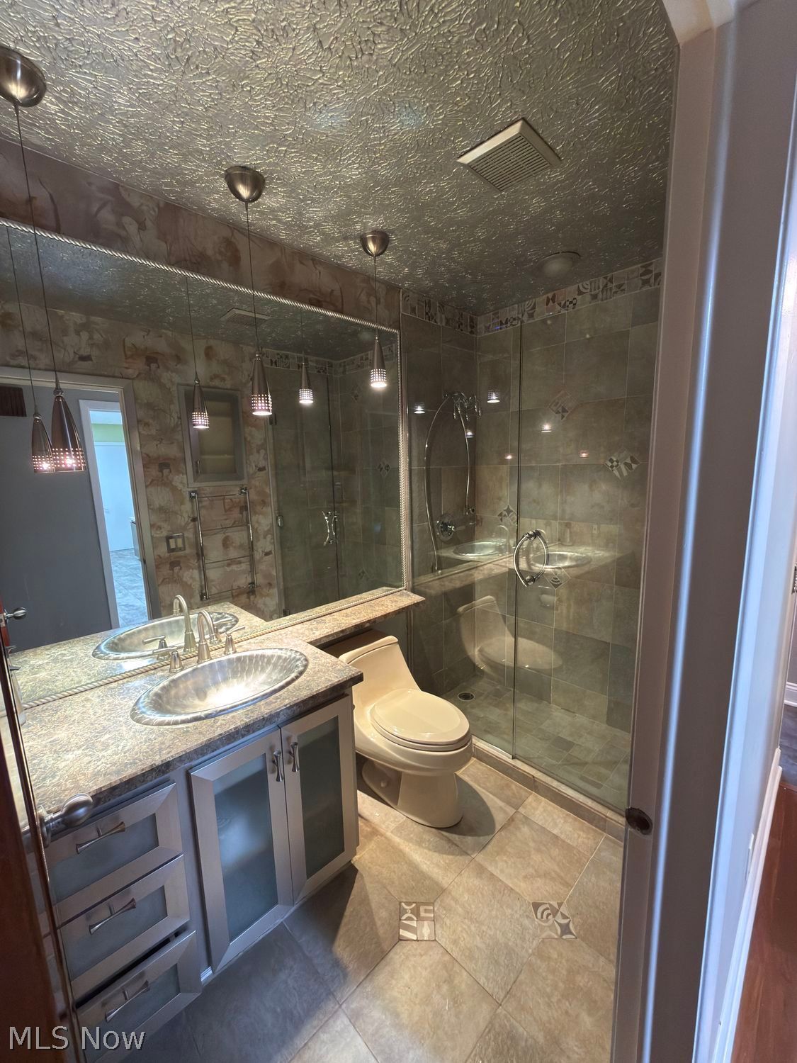 10648 Oak Branch Trail Strongsville OH 44149