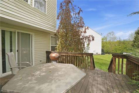 560 Canterbury Lane Sagamore Hills OH 44067