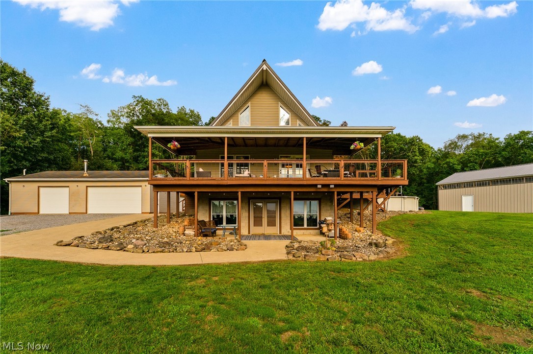 4142 Salineville Road NE Carrollton OH 44615