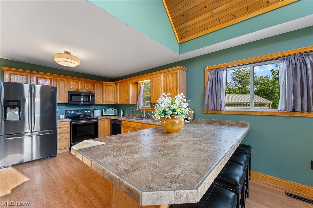 4142 Salineville Road NE Carrollton OH 44615