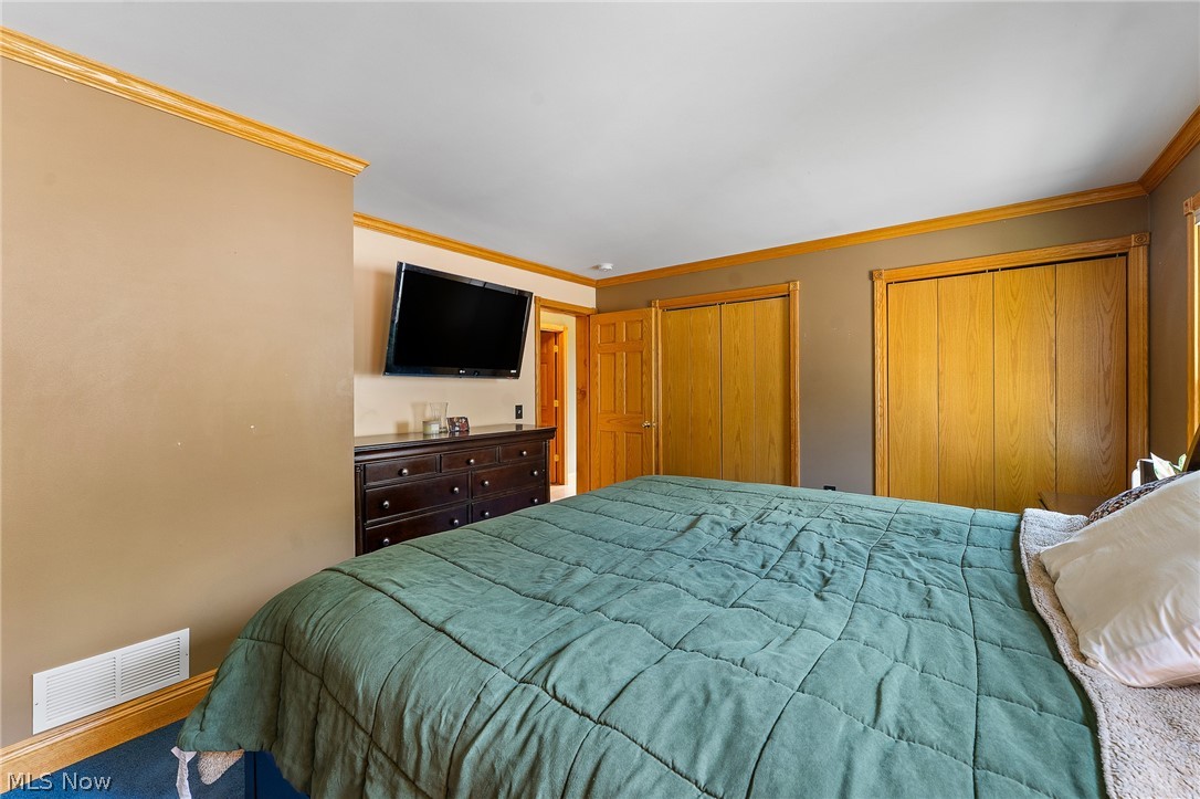 4142 Salineville Road NE Carrollton OH 44615