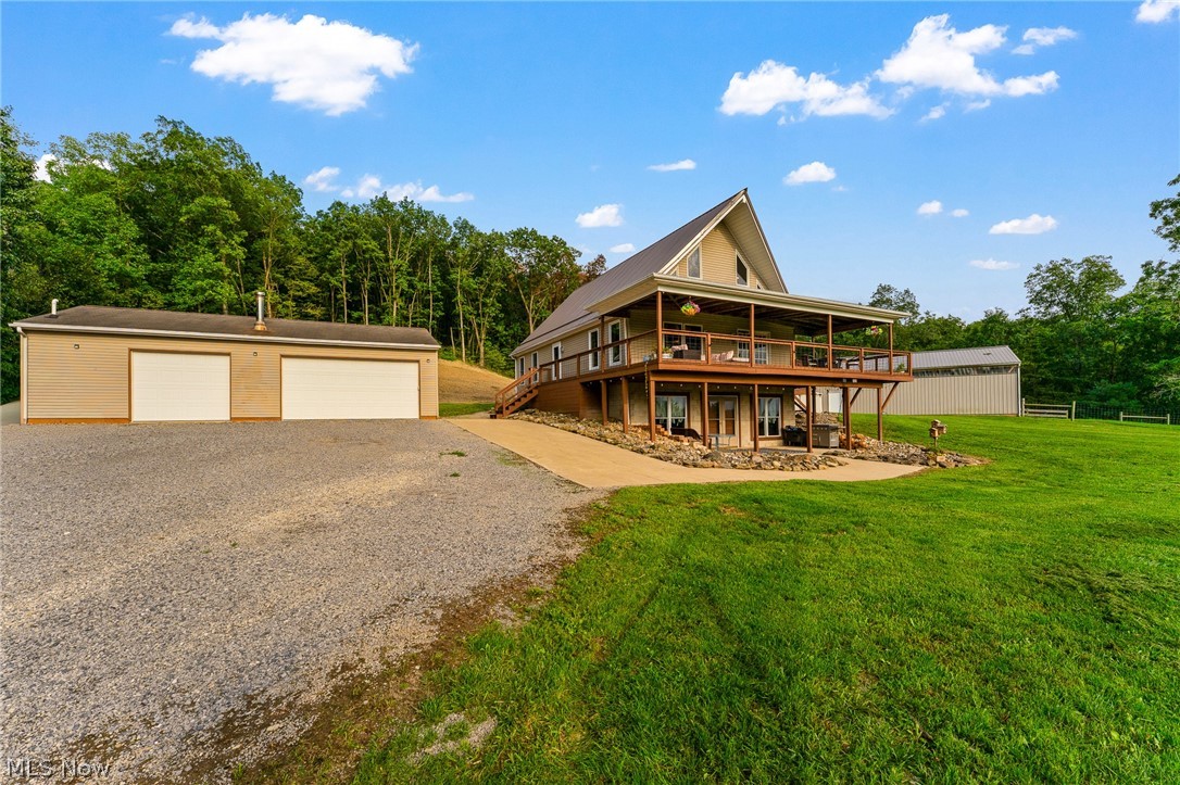 4142 Salineville Road NE Carrollton OH 44615