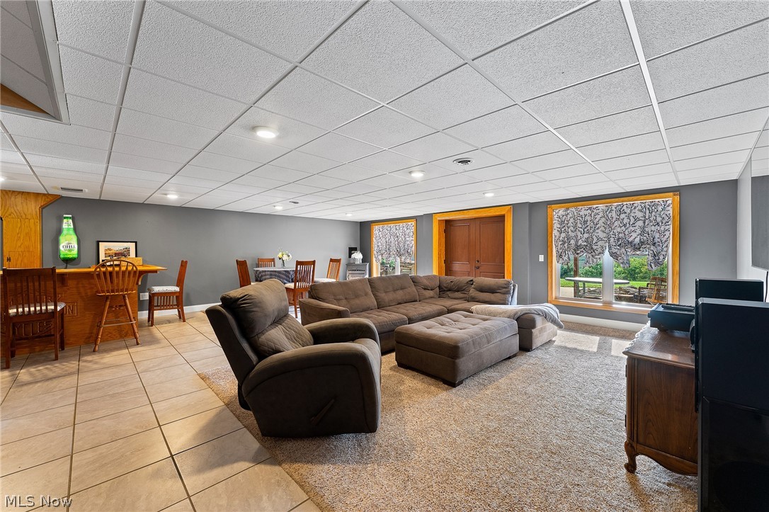 4142 Salineville Road NE Carrollton OH 44615