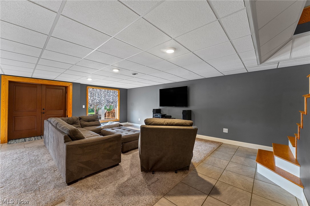 4142 Salineville Road NE Carrollton OH 44615