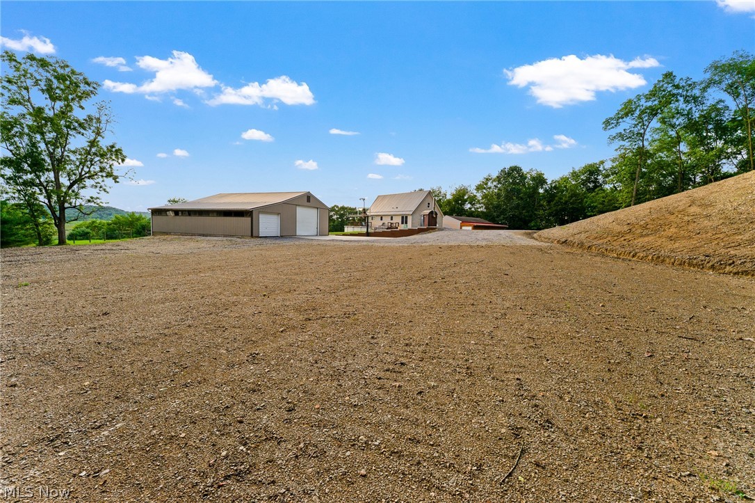 4142 Salineville Road NE Carrollton OH 44615