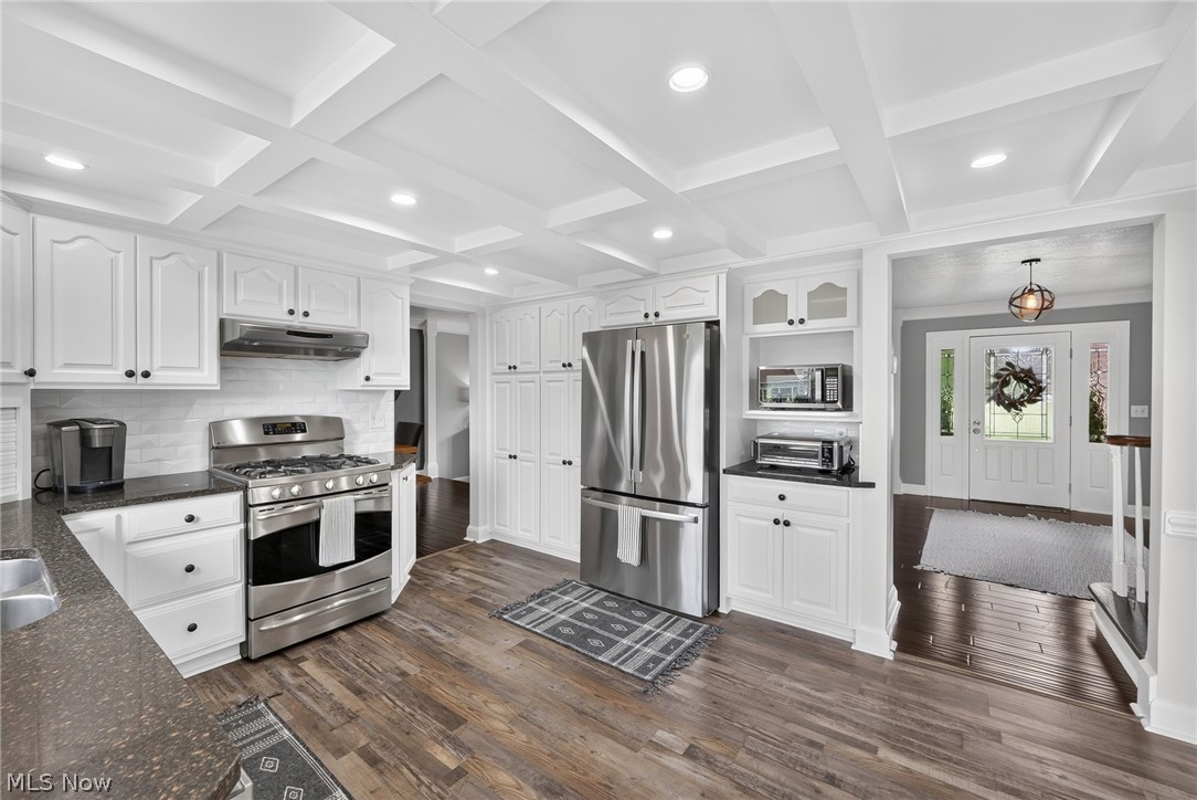 4448 Merlin Drive Green OH 44685