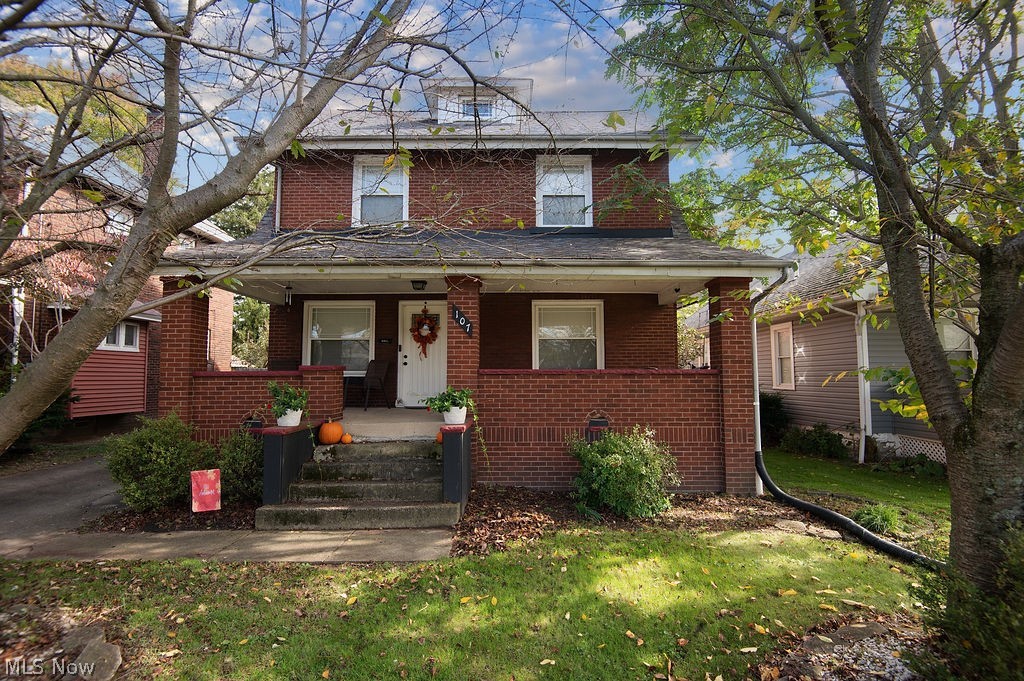 107 N Hartford Avenue Youngstown OH 44509