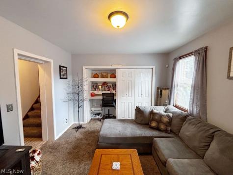 107 N Hartford Avenue Youngstown OH 44509