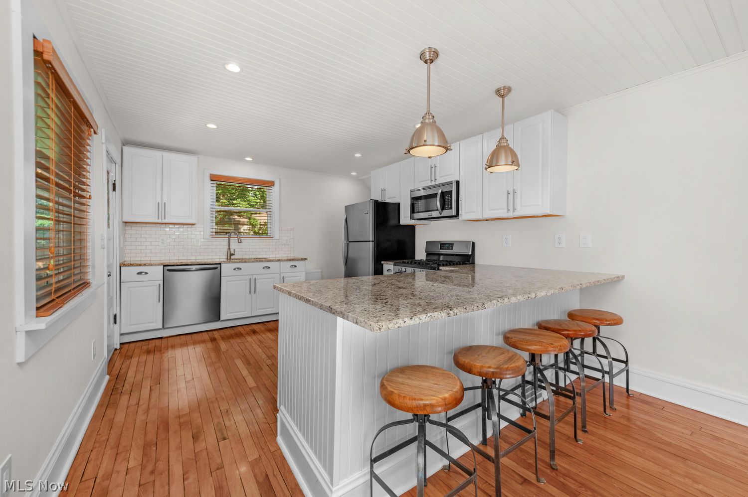 23717 Knickerbocker Road Bay Village OH 44140