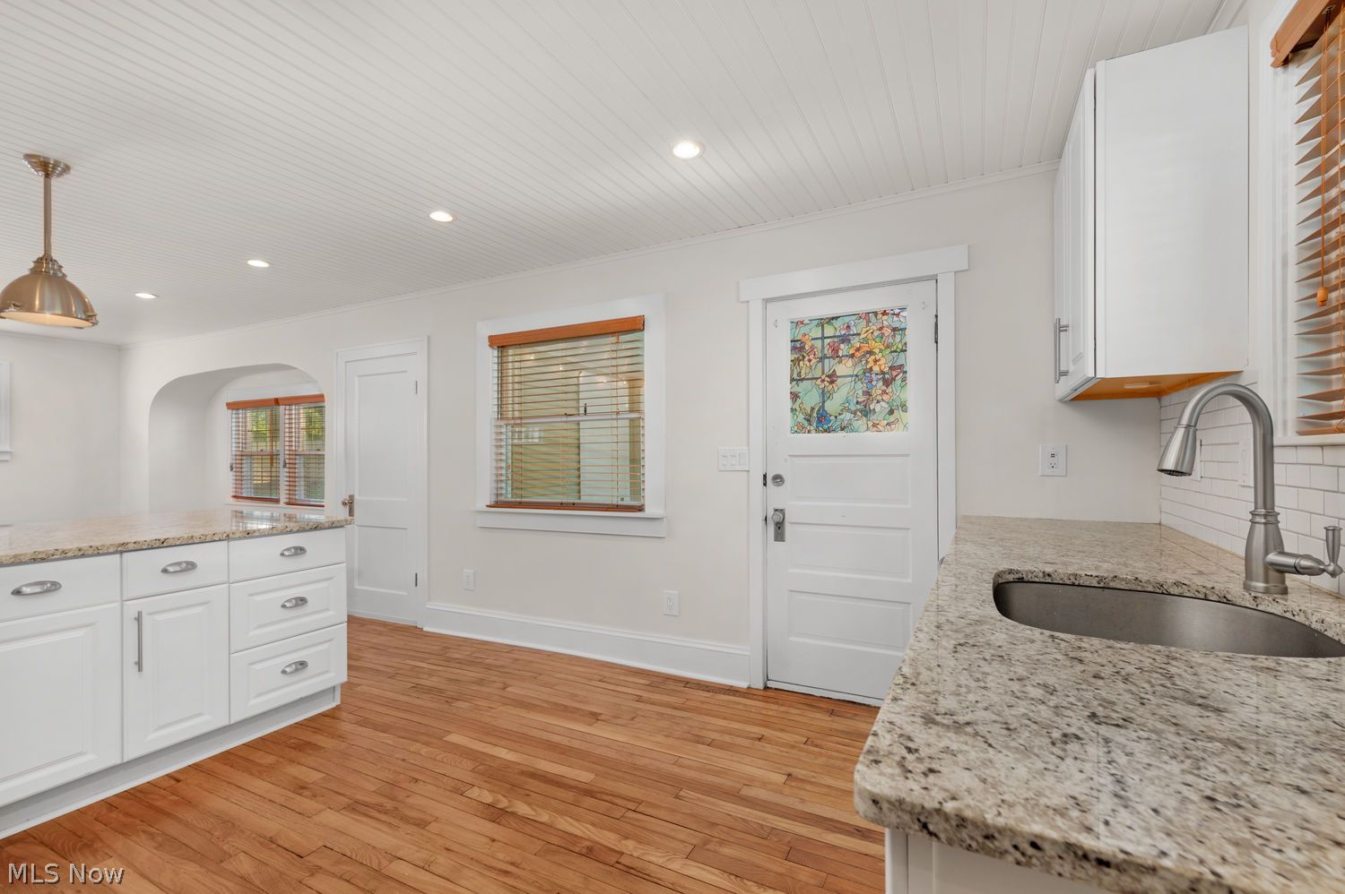 23717 Knickerbocker Road Bay Village OH 44140