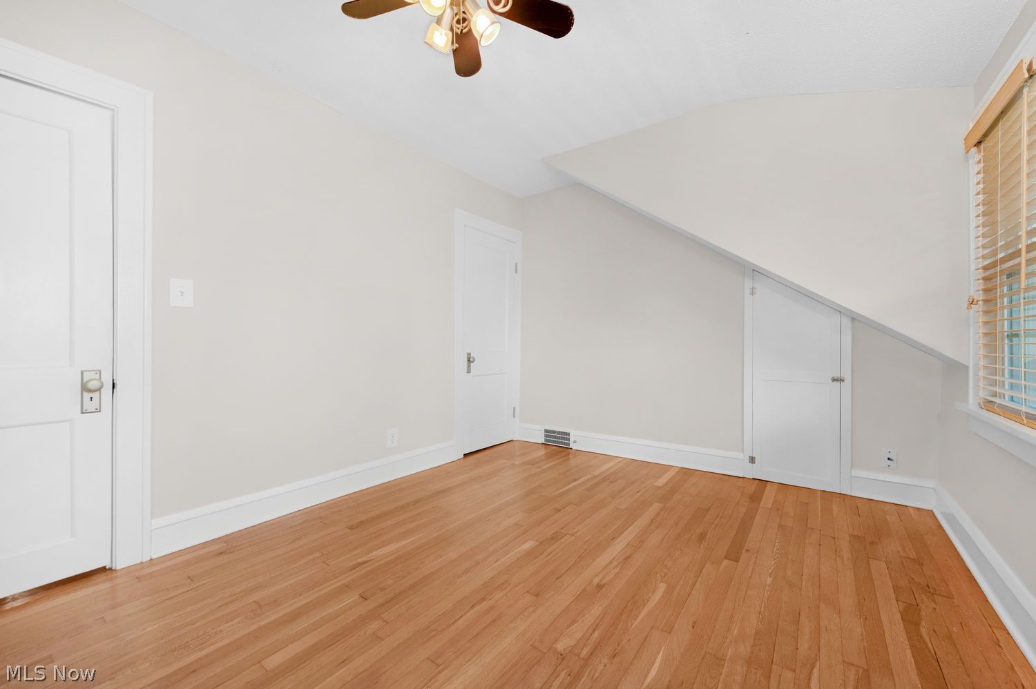 23717 Knickerbocker Road Bay Village OH 44140