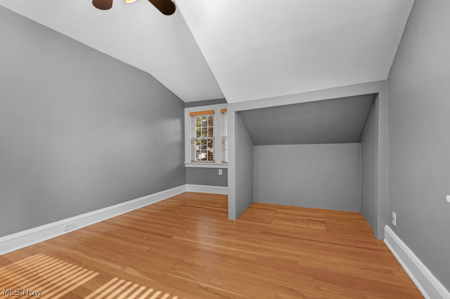 23717 Knickerbocker Road Bay Village OH 44140