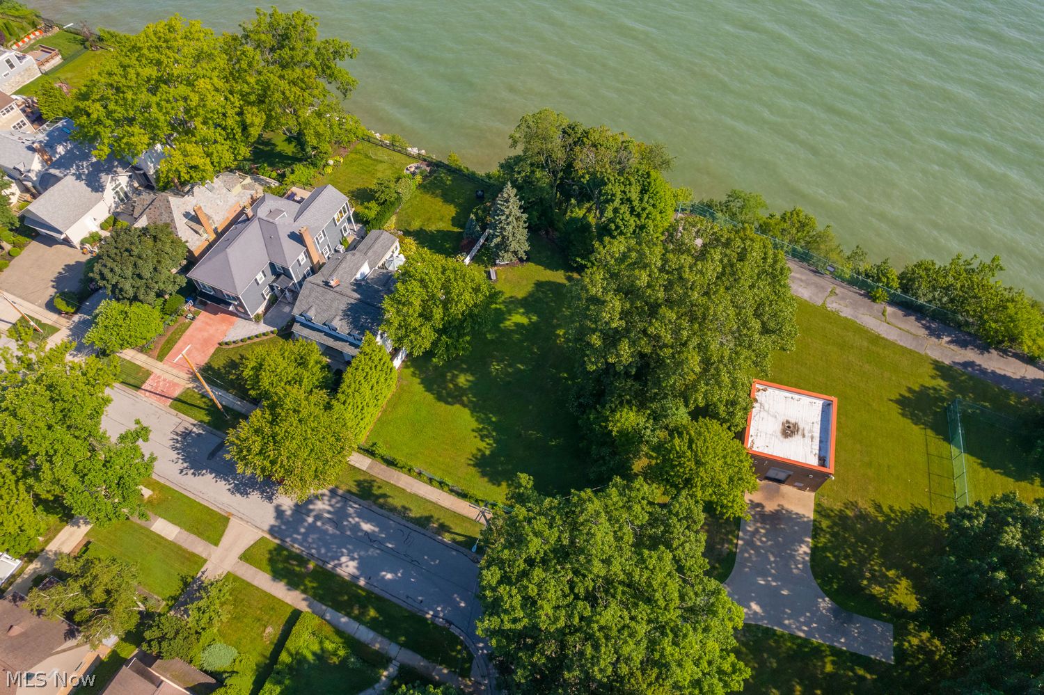 23717 Knickerbocker Road Bay Village OH 44140