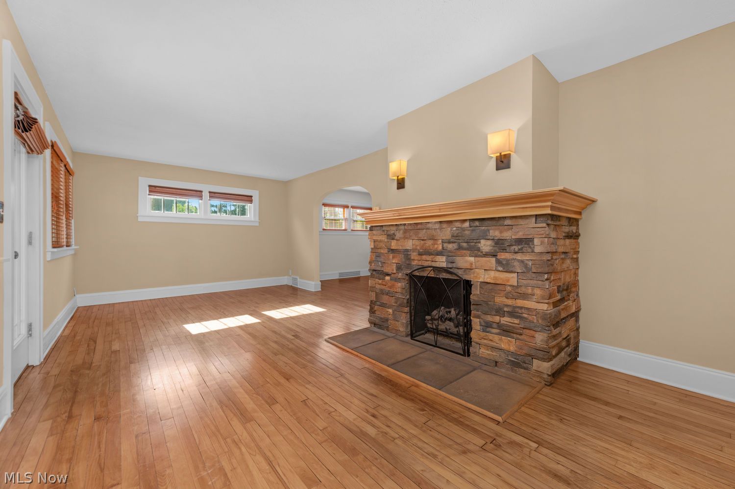23717 Knickerbocker Road Bay Village OH 44140