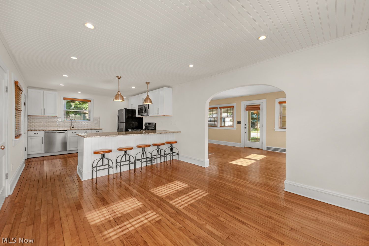 23717 Knickerbocker Road Bay Village OH 44140