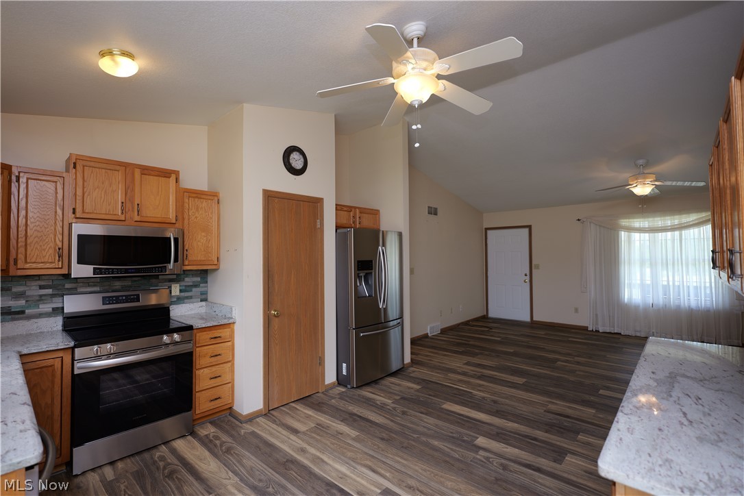 47095 Timber Run Street New Waterford OH 44445