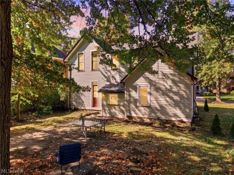 138 Seminary Street Berea OH 44017
