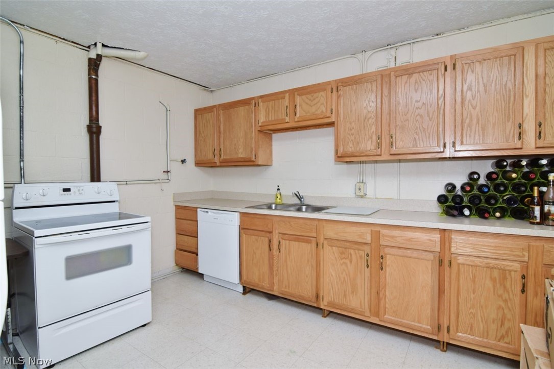9 Pepper Creek Drive Pepper Pike OH 44124